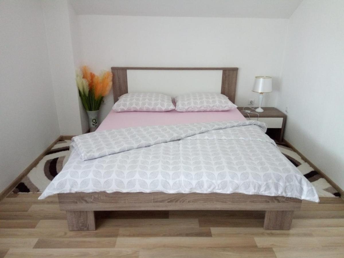 Apartman Karmen Gospić Exteriér fotografie