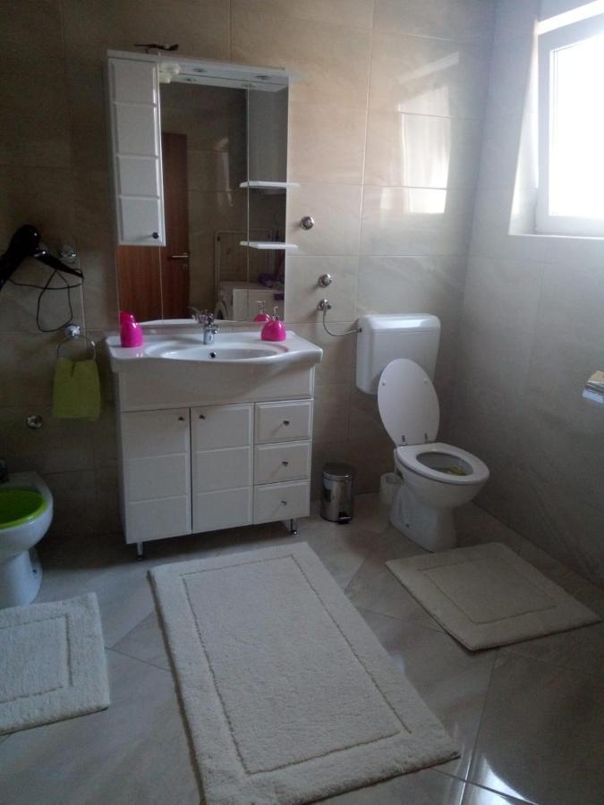 Apartman Karmen Gospić Exteriér fotografie